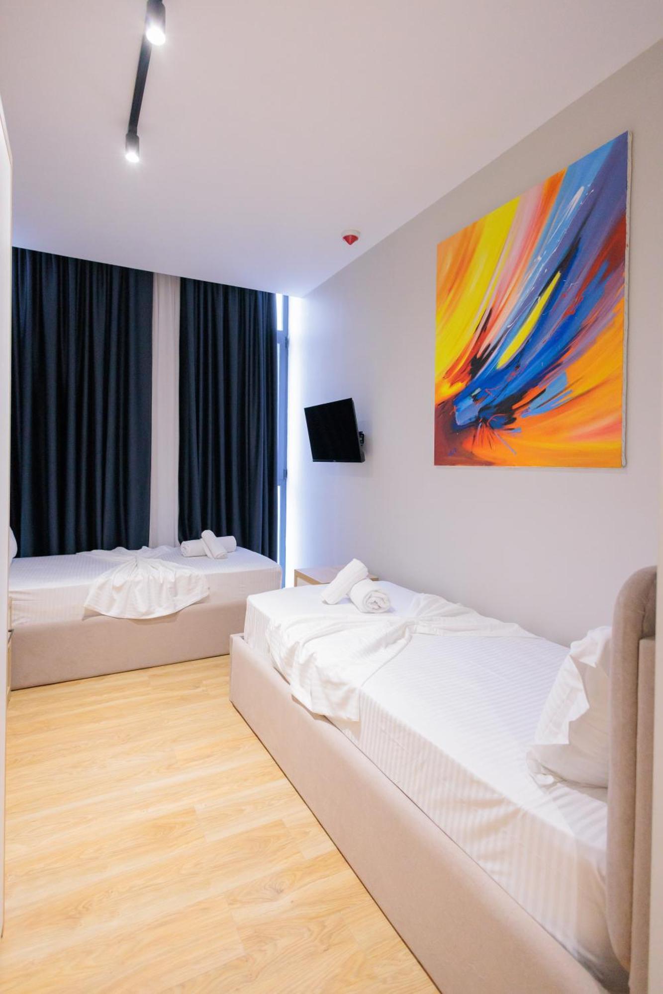 Bel Ami Tirana 2 Hotell Exteriör bild