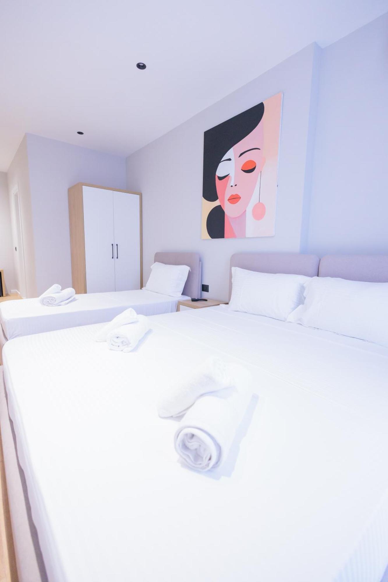Bel Ami Tirana 2 Hotell Exteriör bild