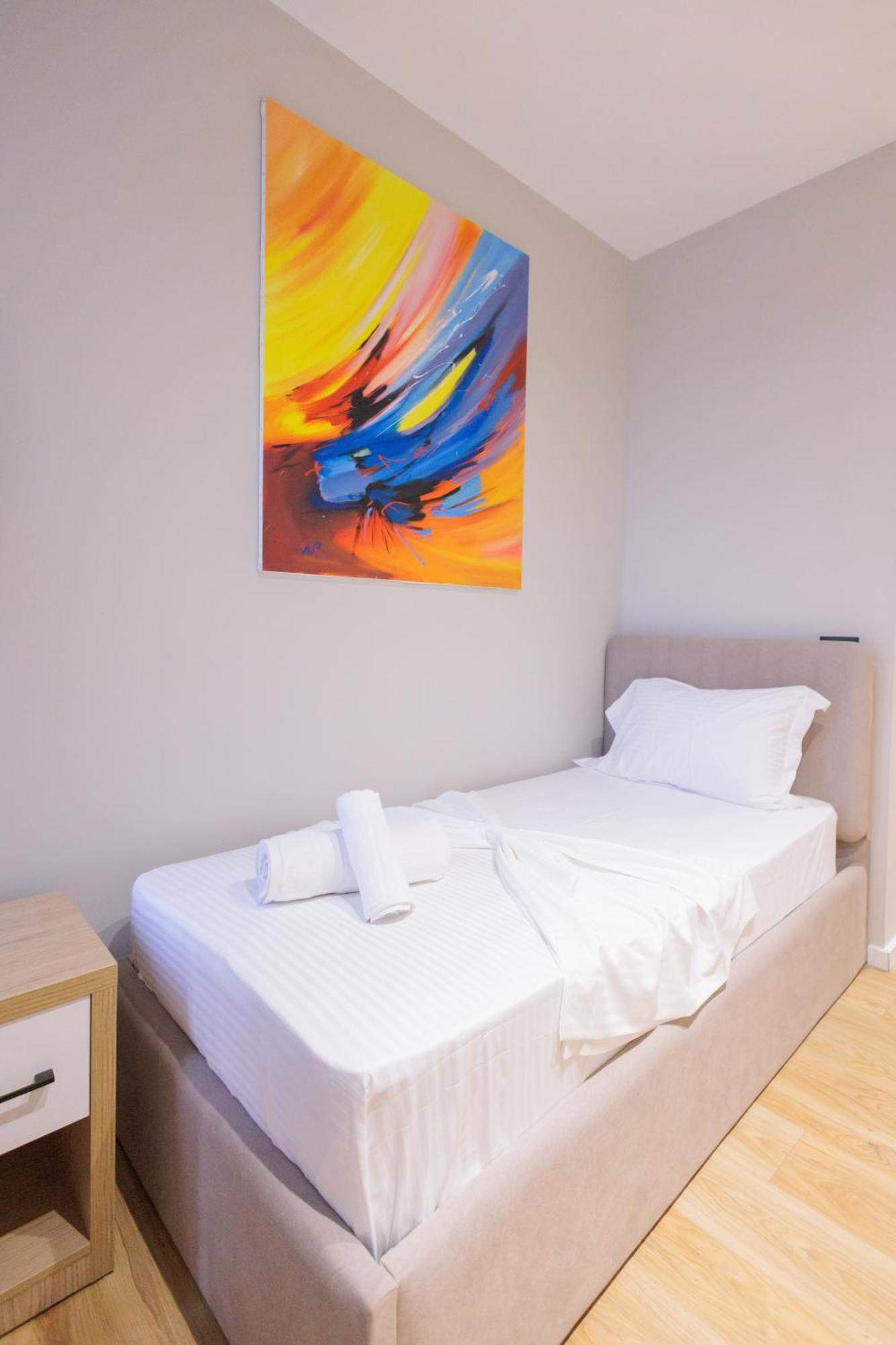 Bel Ami Tirana 2 Hotell Exteriör bild