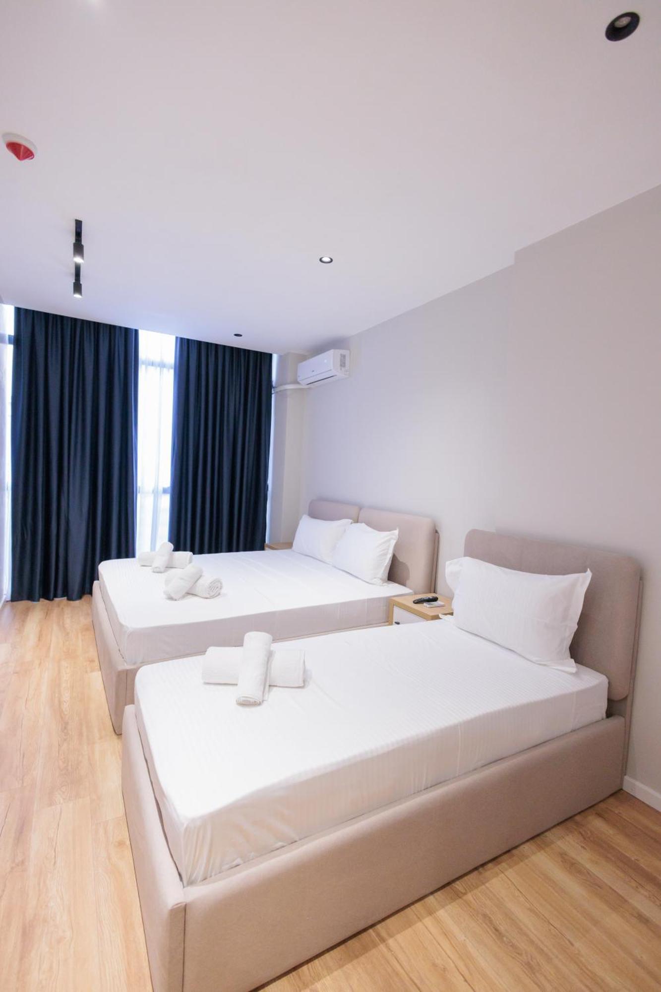 Bel Ami Tirana 2 Hotell Exteriör bild